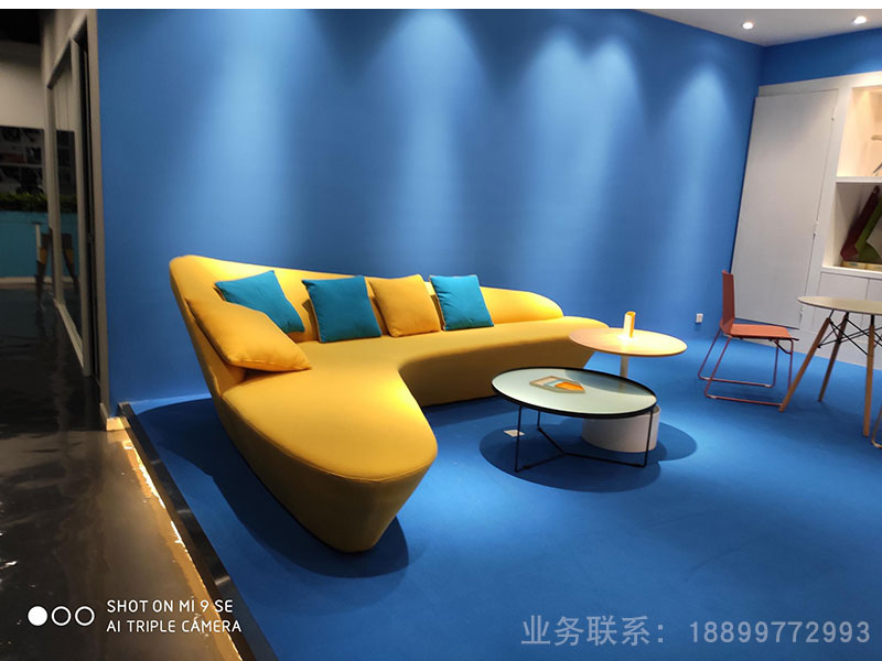 休闲沙发